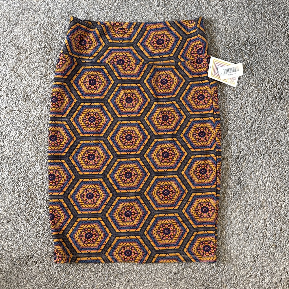 LulaRoe Women's Cassie Geometric Print Skirt Multicolor Size‎ M New